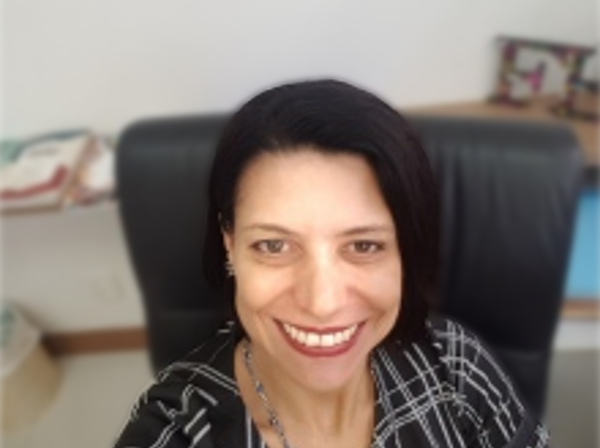 Dra. Ana Rosa Cavalcanti